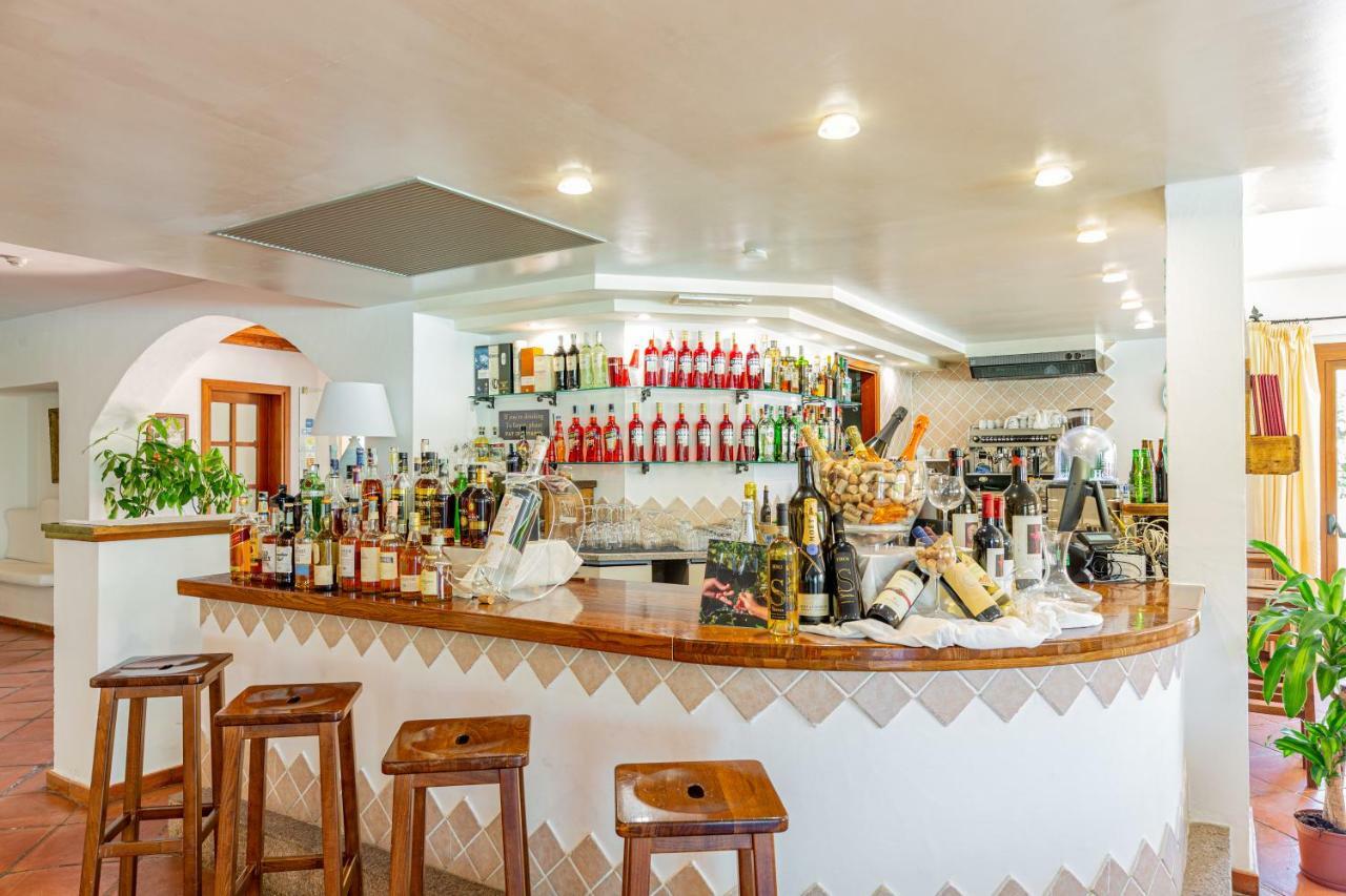 Lh Hotel La Funtana (Adults Only) Санта-Тереза-Галлура Экстерьер фото