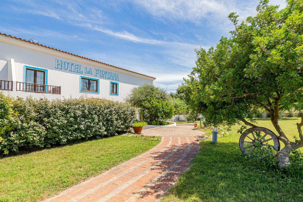 Lh Hotel La Funtana (Adults Only) Санта-Тереза-Галлура Экстерьер фото